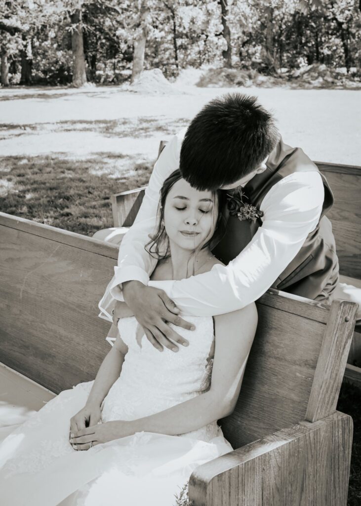 Country Charm Event Venue, Neosho, MO. Photography by Becca Kistler of Lash & Lens Studio, LLC.