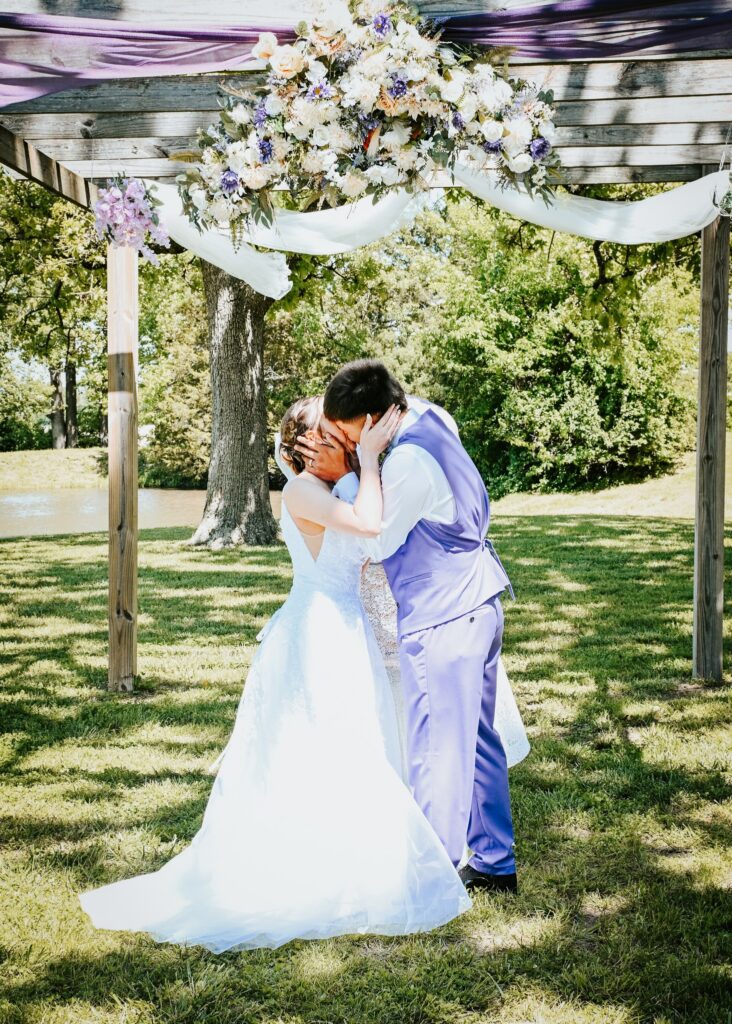 Country Charm Event Venue, Neosho, MO. Photography by Becca Kistler of Lash & Lens Studio, LLC.