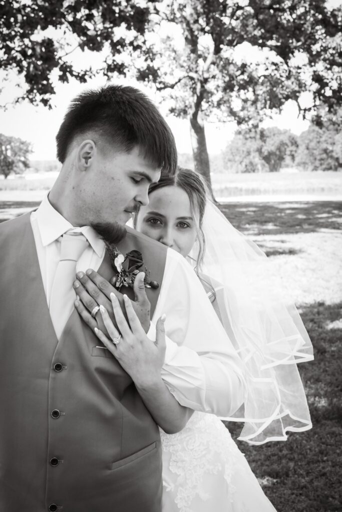 Country Charm Event Venue, Neosho, MO. Photography by Becca Kistler of Lash & Lens Studio, LLC.